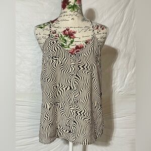 No Boundaries Black and White Wavy Stripe V-Neck Camisole